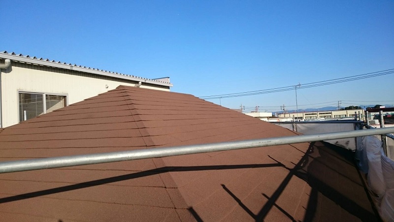 戸建て屋根　遮音・遮熱・耐久性(エコカパラ)
